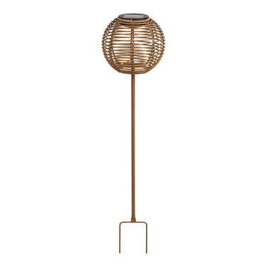 Carlisle Lampe fra House Nordic i natur