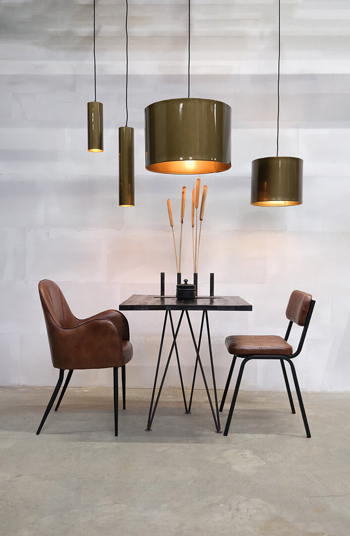 Trademark Living Diner spisebordsstol med quiltet lædersæde