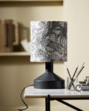 Nordal - SILVA bordlampe – mat sort – Ø23 × H42 cm