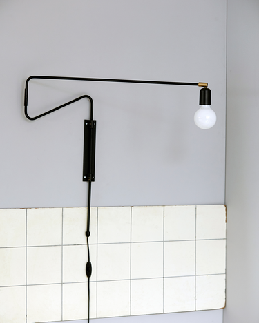 House Doctor - Væglampe, Swing, Sort, 70cm - Bolig og Haven