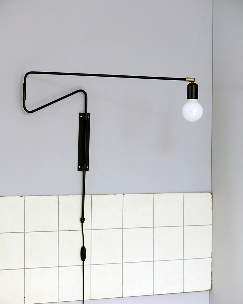 House Doctor - Væglampe, Swing, Sort, 70cm