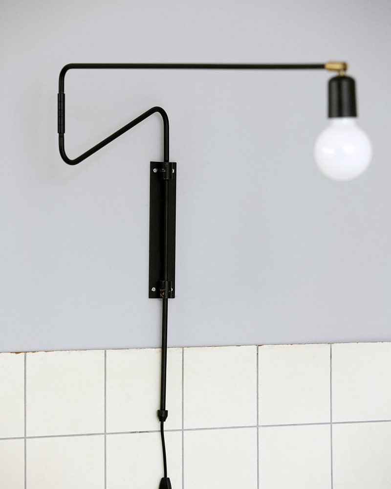 House Doctor - Væglampe, Swing, Sort, 70cm