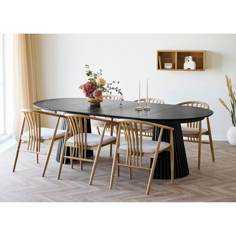 House Nordic - Osaka Spisebord Ø120-240 cm – Sort Egefiner m. 3 Tillægsplader
