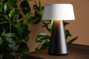 Venture Home - Stratford Bordlampe, Ø15*23cm, Hvid/Sort