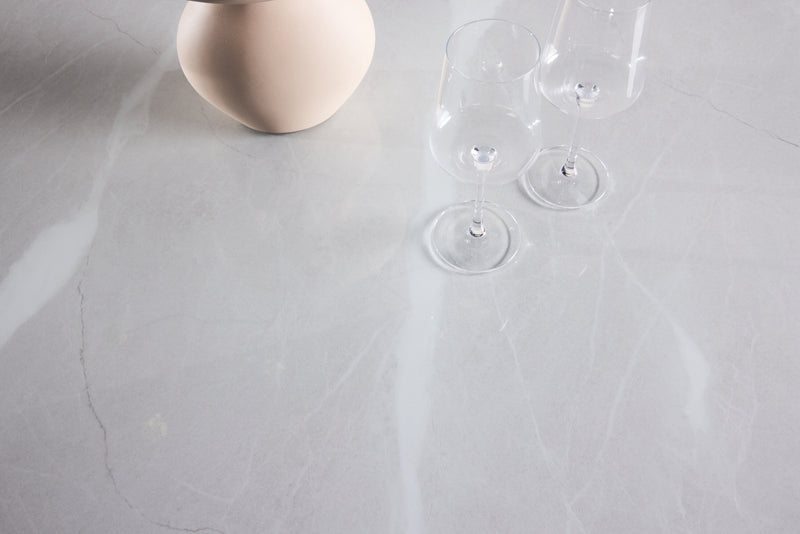 Vind Härön, Spisebord,ø120x75 cm - MDF Natur / Hærdet Glas FSC 100%