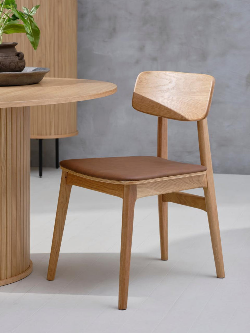 Livo Spisebordsstol, Tan PU, 46x55x82 cm, Sæt af 2