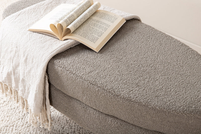 Venture Home Otto puf – Grå/beige Teddy med sorte stålben – 100×40×41 cm