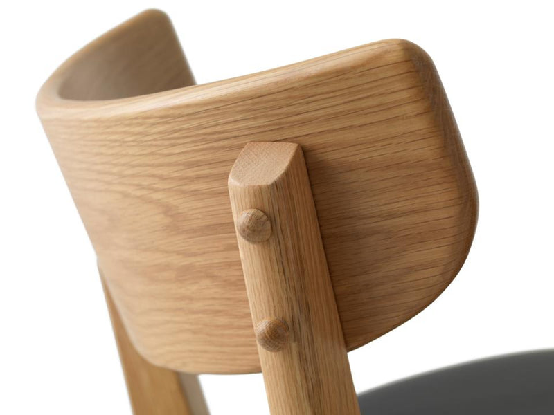 Pero Barstol, eg, Sort PU, 46,8x50,4x93,2 cm, Sæt af 2