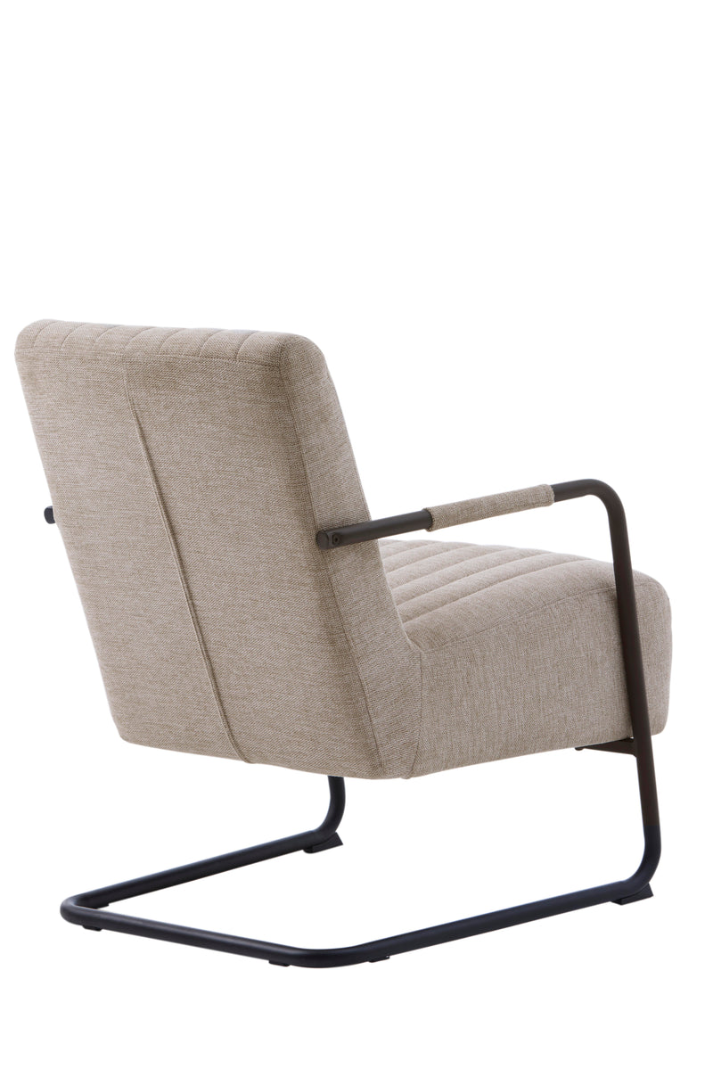 Trout Loungestol, Sand 65x77x84,5 cm