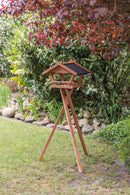 Trixie - Natura Fuglefoderhus med Stativ, 52x34,5x33,5 cm H:134 cm - Brun Glaseret Fyrretræ