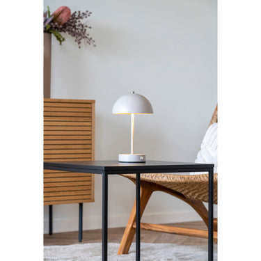 House Nordic - Holt LED Bordlampe, Sand, genoplad. - Bolig og Haven