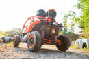 License, Can-Am Marverick UTV, orange, 21.6V 5Ah Li‑Ion batteri 4x200W motorer, stor model