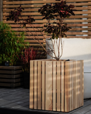 Squarely Copenhagen - GrowBIG plantekasse 45x45 cm, Mørk Eg