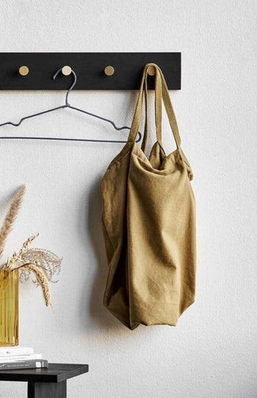 MOUD Home - OAK Knagerække sort og messing - 100 cm
