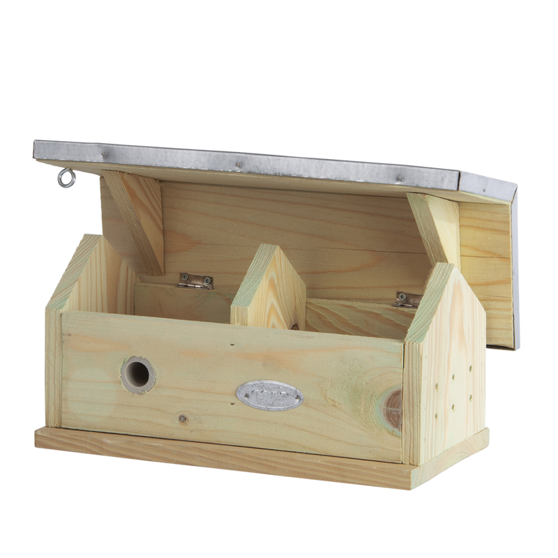 Garden Life - Humlebi Hus – FSC Træ med Zinktag – 29 x 17 x 15,3 cm