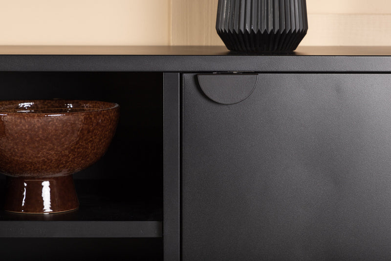Venture Home Piring – TV‑bord / skænk i sort stål med låger og åben hylde,120×40×63cm