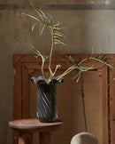 Nordal - KORO vase, glas – grå – Ø19,5 × H26 cm