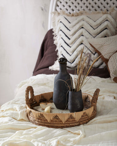 Nordal - JUNIPER flaske med låg, terrakotta – sort – Ø11 × H30 cm