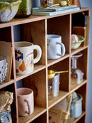 Flot hylde med små rum! Meget populær stil!