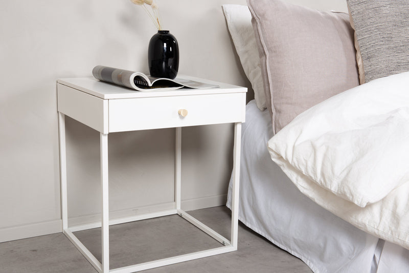 Venture Home - Bakal – sengebord, hvidt stål med skuffe – 43×43×50 cm