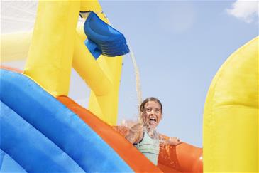 Hoppeborg Mega Vandland “racerbanen” – 551 x 502 x 265 cm