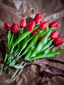 Bloomingville - Tulip Buket, Rød, Kunstige Blomster - Ø21 × H35 cm