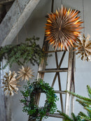 Bloomingville - Cedar Krans, Grøn, Kunstige Blomster - Ø50 × H11 cm