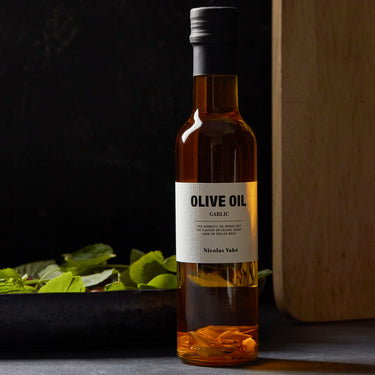 Nicolas Vahé - Olivenolie med hvidløg - Bolig og Haven