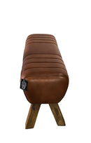 Trademark Living Wilma lang puf i quiltet læder