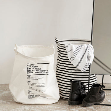 House Doctor - Vasketøjspose, Wash Instructions, H50,Ø40 cm - Bolig og Haven