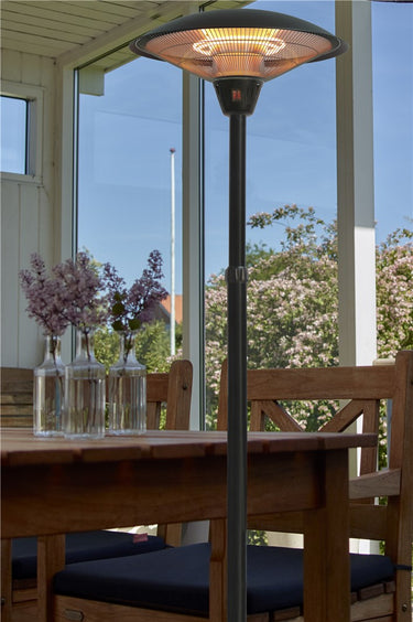 Hortus - Terrassevarmer gulvmodel med teleskop 900/1200/2100 W, HA, sort - Bolig og Haven