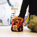 Magni - Brandbil i træ med gummihjul