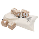 16 forskellige klodser i bøgetræ med en pose fra Nordic Play Nature