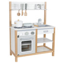 Træ legekøkknet fra Nordic Play kommer med en masse forskelige tilbehør