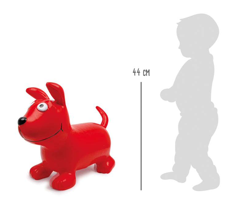 Den rød hoppehund er 44cm høj fra Small Foot set i forhold til et barn